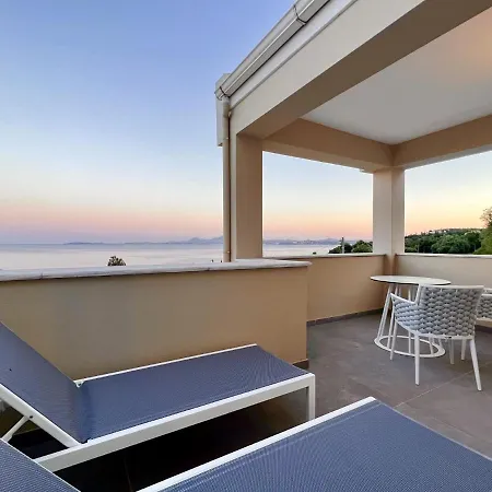 Luxury Sun With Private Pool By Dadovillas Вилла *