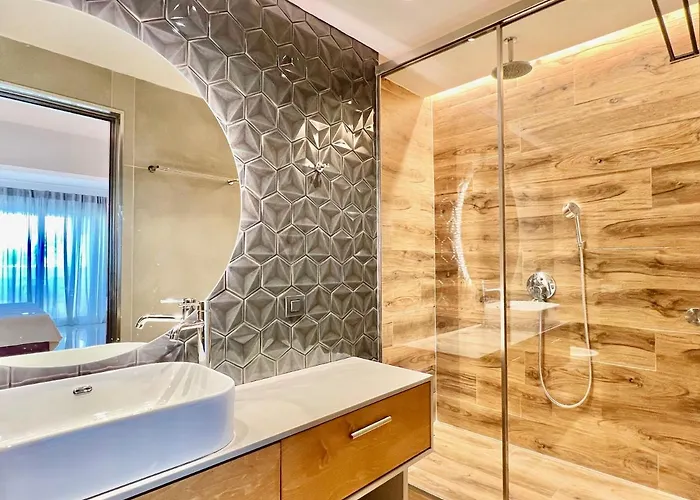 Luxury Sun With Private Pool By Dadovillas Villa *