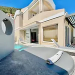 Luxury Sun With Private Pool By Dadovillas Mparmpati