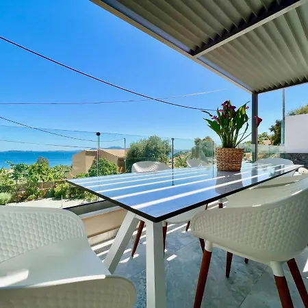 Luxury Sun With Private Pool By Dadovillas וילה